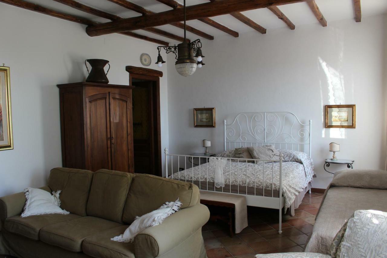 Le Coste Bed and Breakfast Veroli Exteriör bild