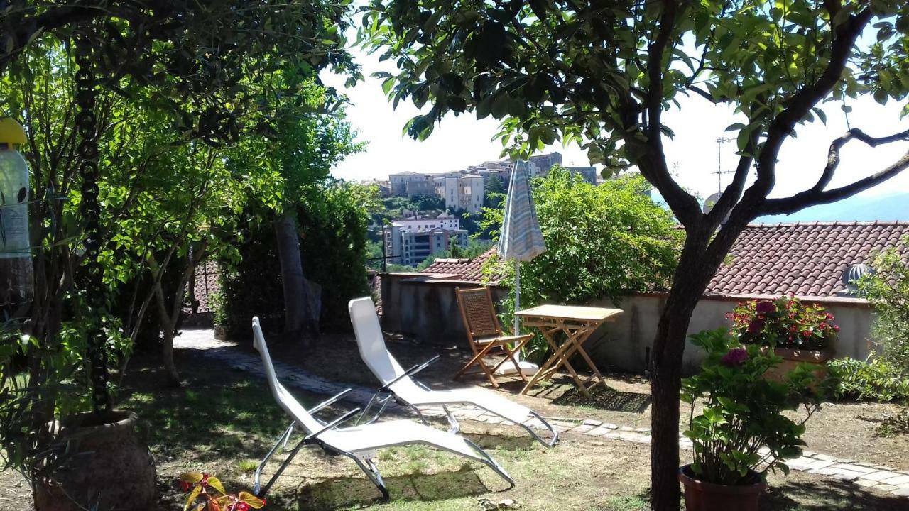 Le Coste Bed and Breakfast Veroli Exteriör bild